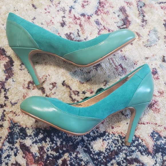 Miss Albright "Moira" Side Bow Pump Size 6.5 - Picture 3 of 14